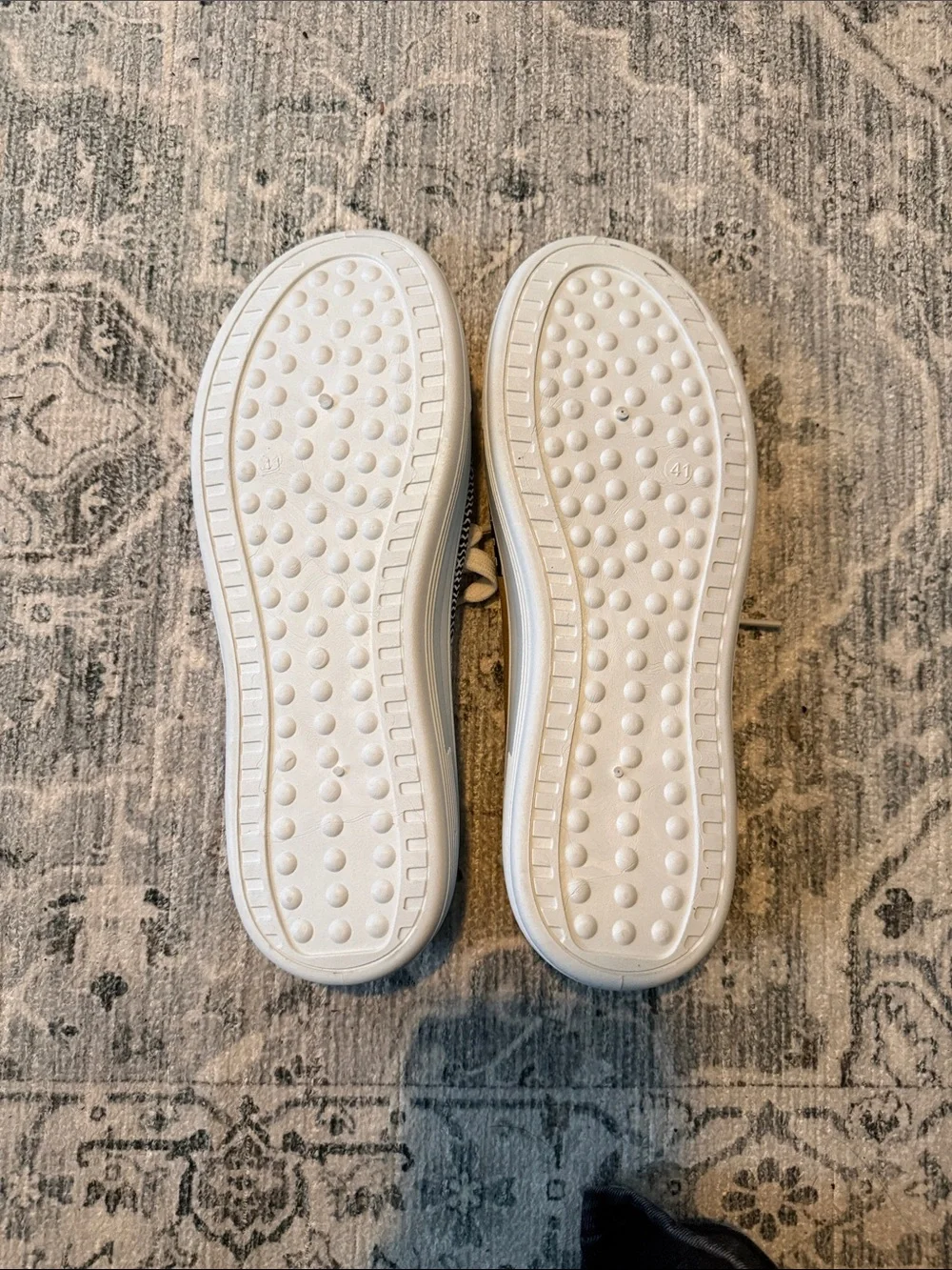 Kids Low-Top Sneakers in Navy, White & Gold